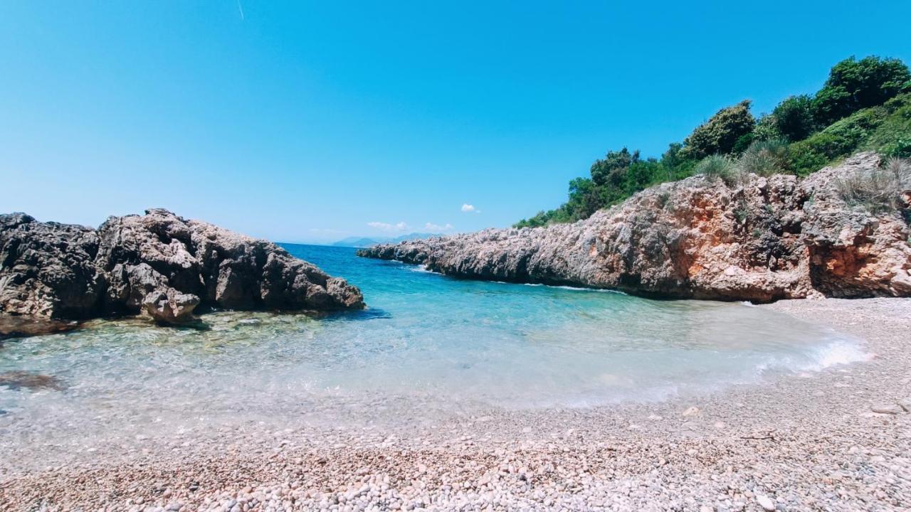 Beach Apartment With Beach Chairs N.1 Утеха Екстериор снимка