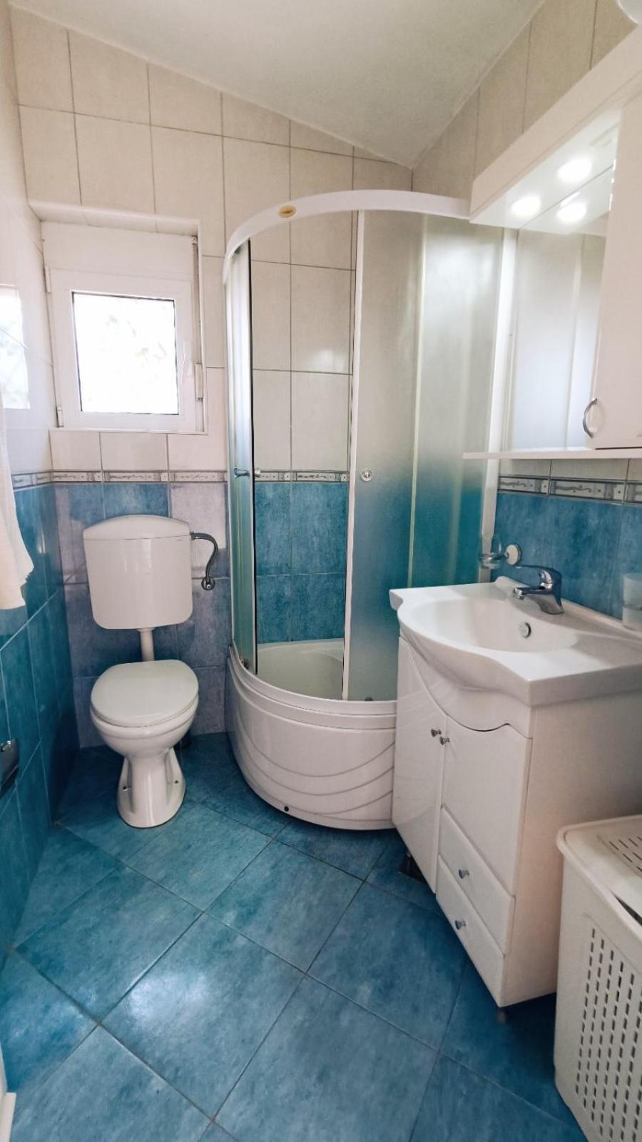 Beach Apartment With Beach Chairs N.1 Утеха Стая снимка